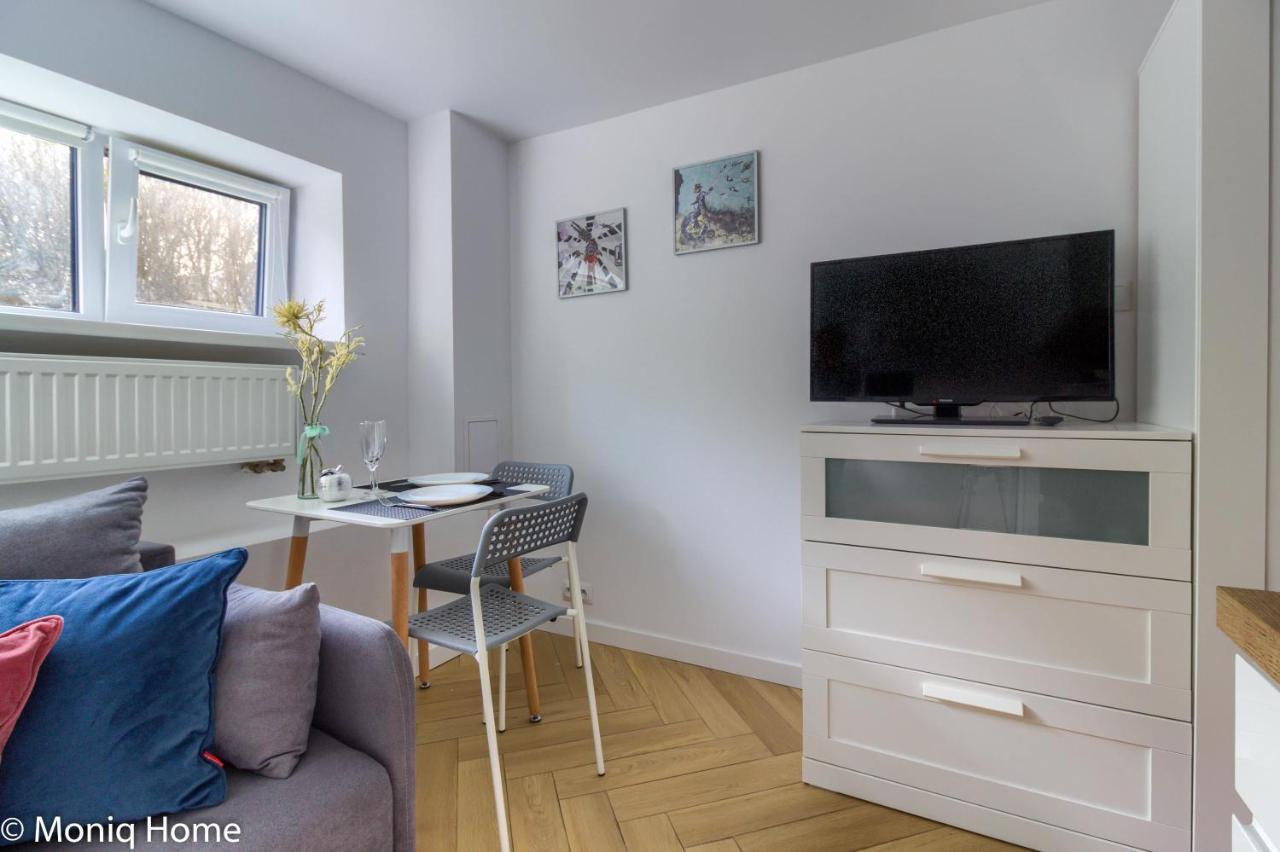 M&R Apartament Smart&Bright Batorego 16, Netflix, Free Wifi, Metro I Park Pole Mokotowskie, Stodola, Self Check-In, 5 Minut Od Centrum Warsaw Exterior photo